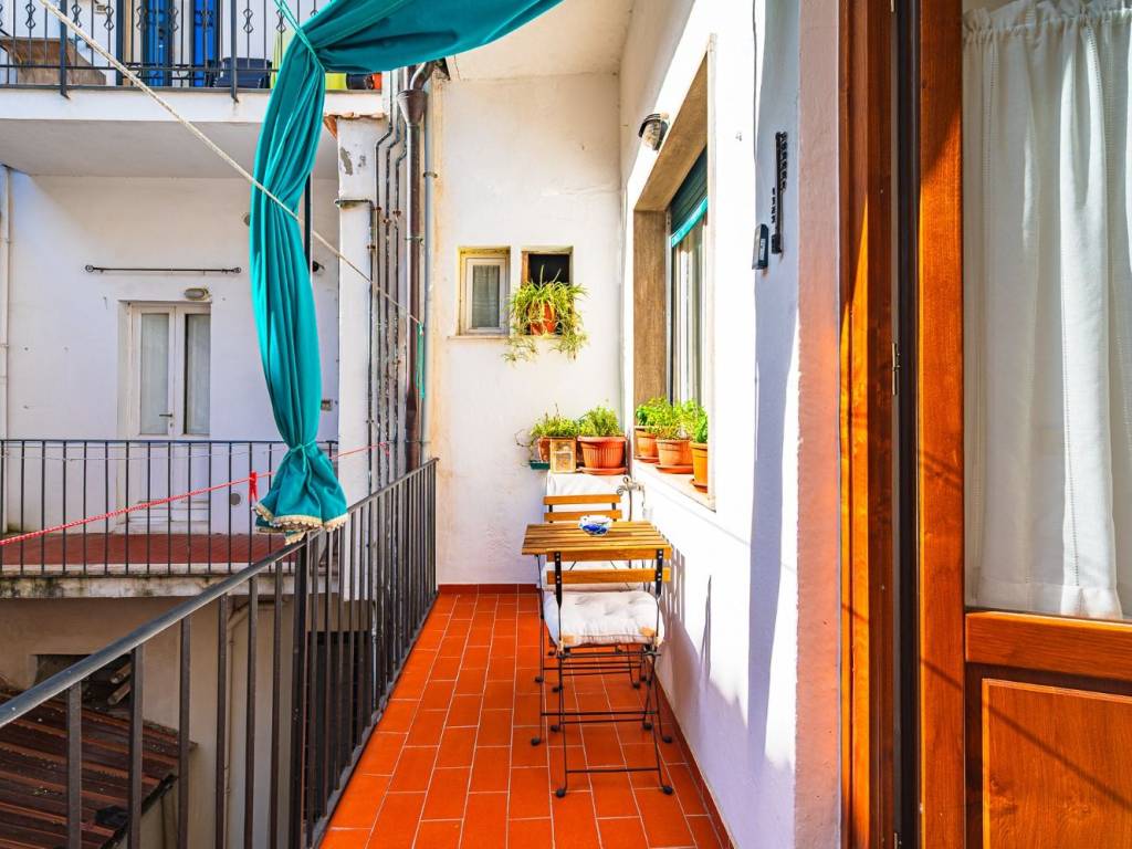Appartamento a Pistoia in Via Porta Al Borgo - Foto 2
