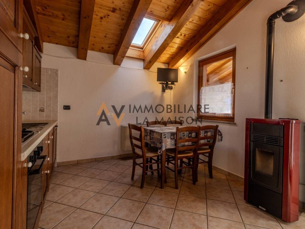 Appartamento a Brusson in Via Col Ranzola, 173 - Foto 5