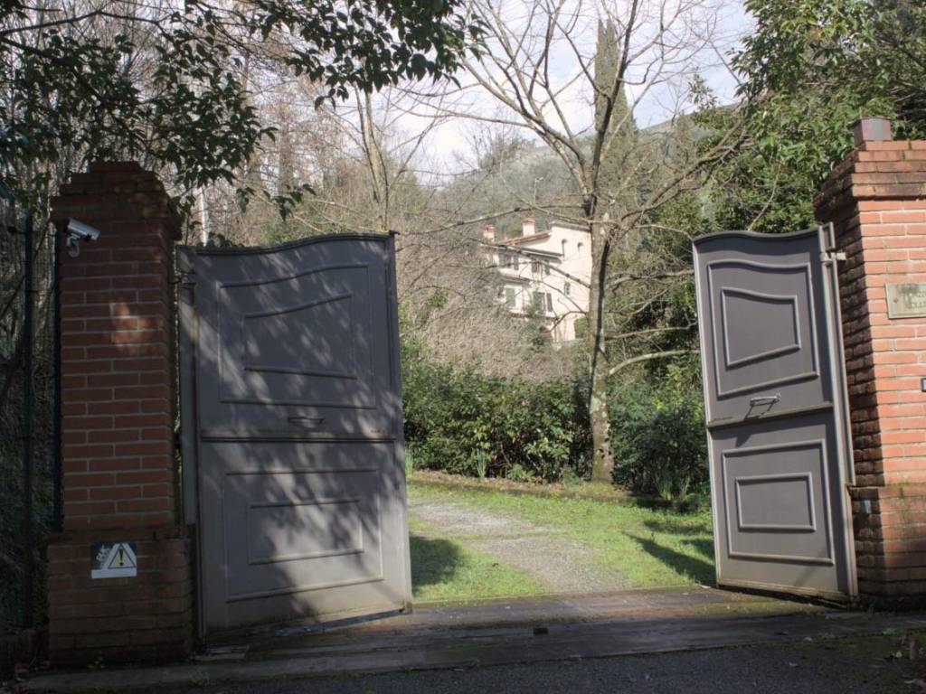 Villa a Pescia in Via San Domenico, 2 - Foto 2