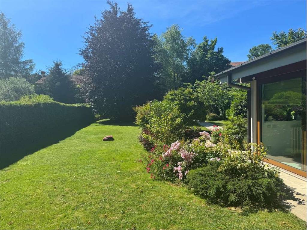 Villa a Bodio lomnago in Via Azalee, 3 - Foto 3