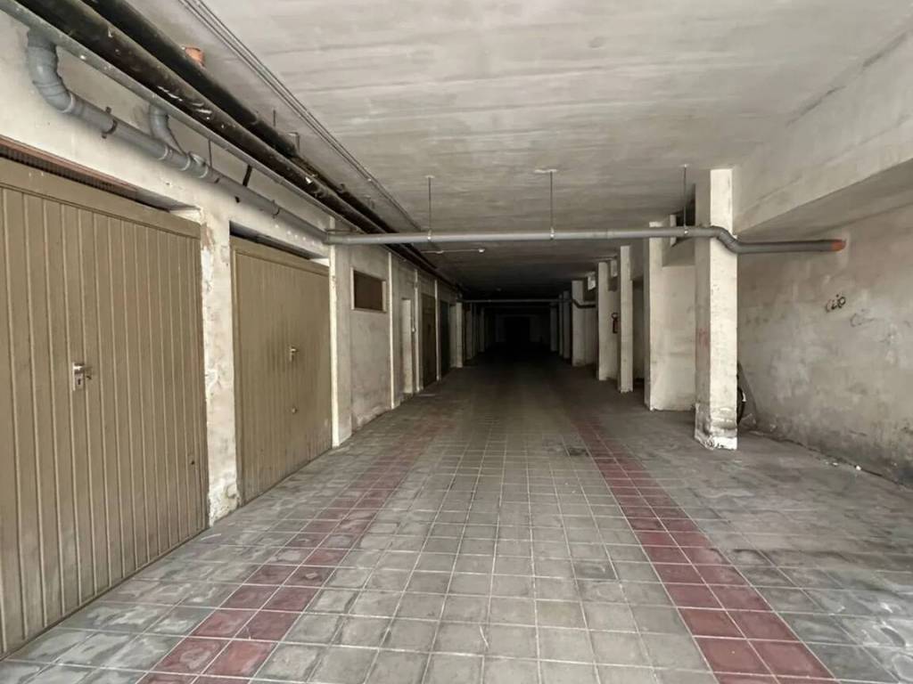 Box / garage a Lecce in Via Nicola Caputi, 6 - Foto 5