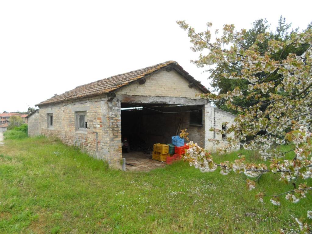 Casa indipendente a Monsampolo del tronto in Via Eugenio Montale - Foto 4