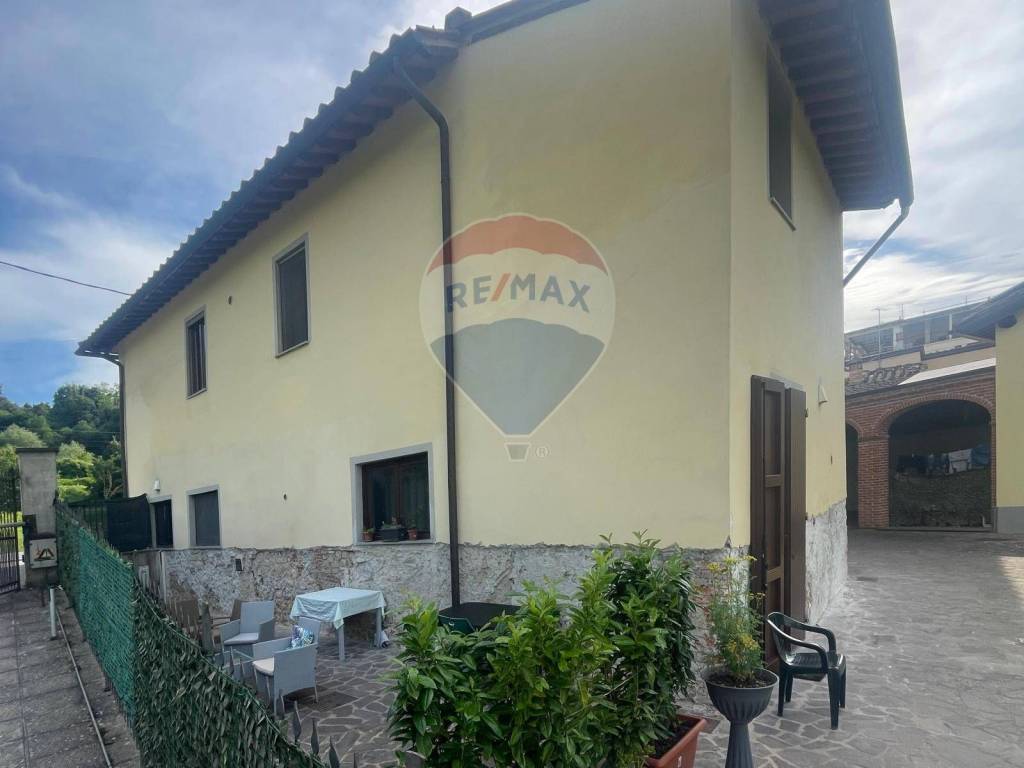 Appartamento a Montevarchi in Via Marconi, 60 - Foto 2