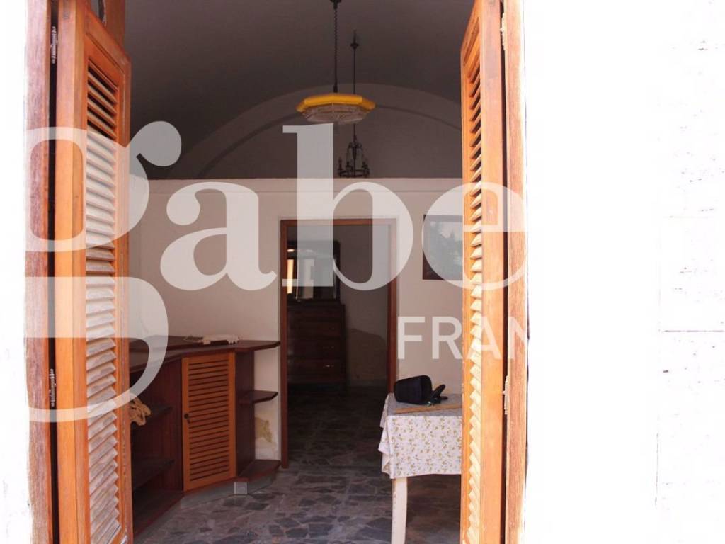 Casa indipendente a Canosa di puglia in via mario pagano, 18 - Foto 2