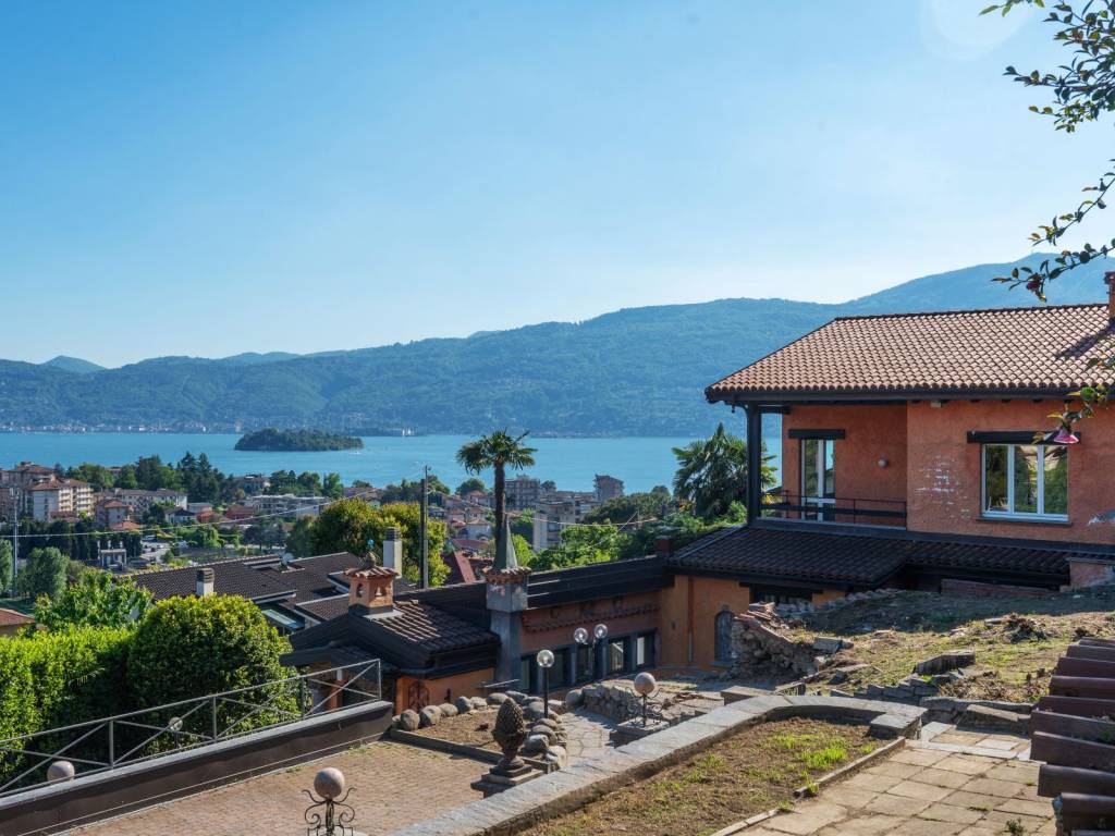 Villa a Verbania in Via Antonio Rossi - Foto 4