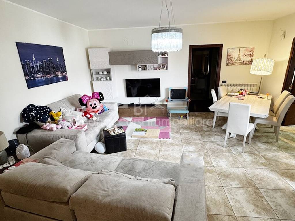 Appartamento a Cosenza in Via Panebianco - Foto 4