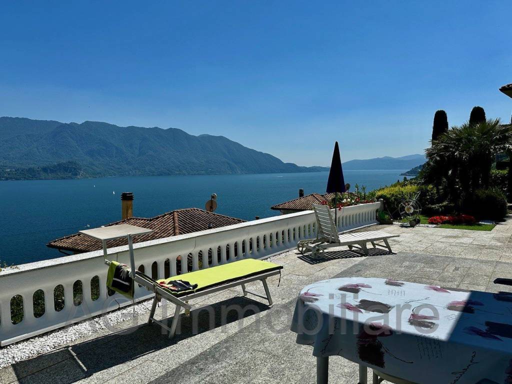 Villa a Oggebbio in Via Dumera - Foto 2