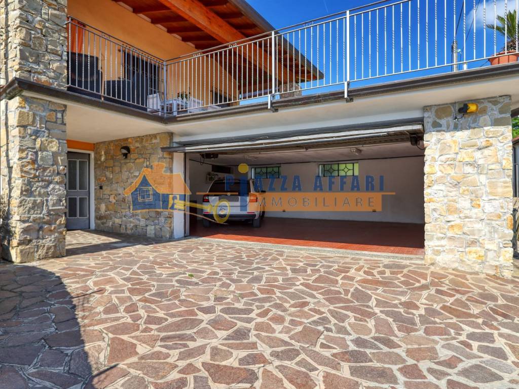 Villa a Carnago in Via Cesare Battisti - Foto 5