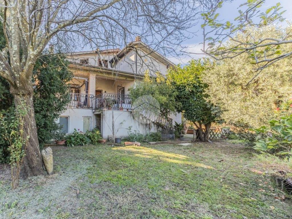 Villa a Corchiano in Via Lorenzo da Viterbo, 3 - Foto 4