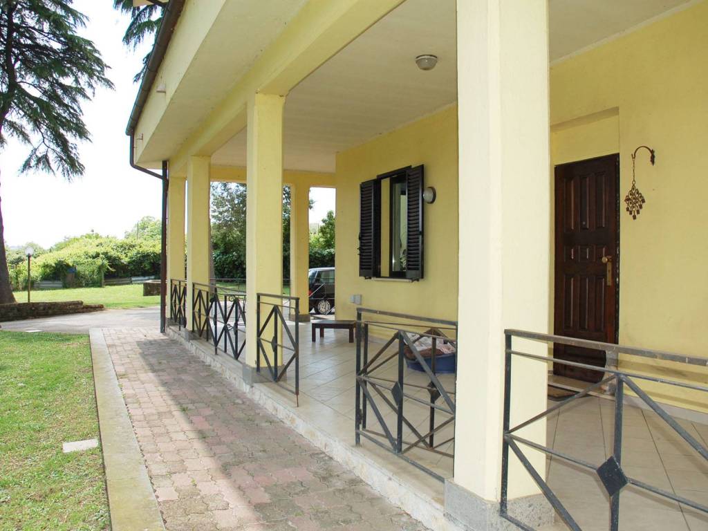 Villa a Faleria in Strada Regionale Flaminia - Foto 4