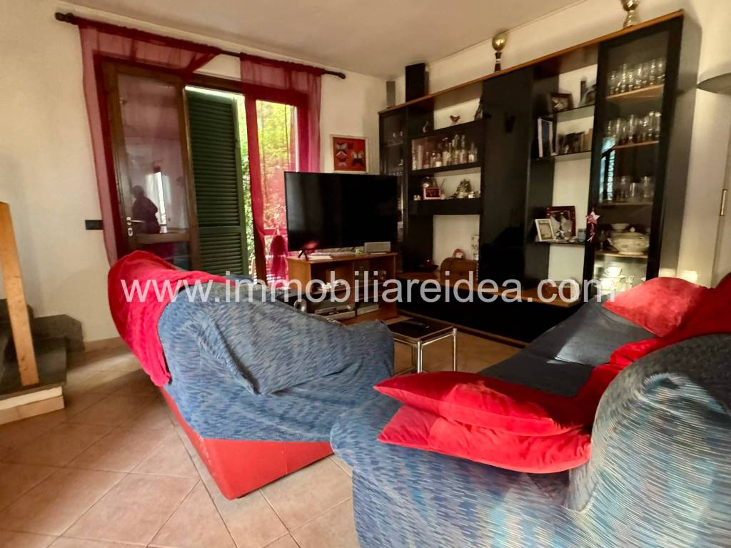 Casa indipendente a Rosignano marittimo in Via della Repubblica - Foto 2