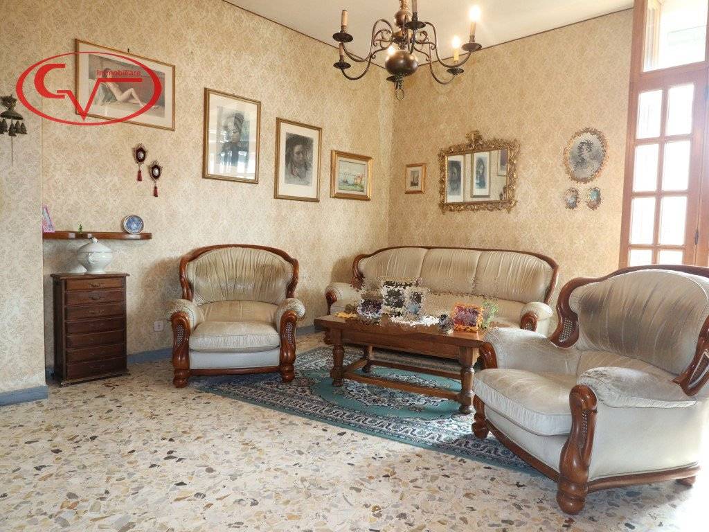 Appartamento a Montevarchi in Via Fratelli Cervi - Foto 3