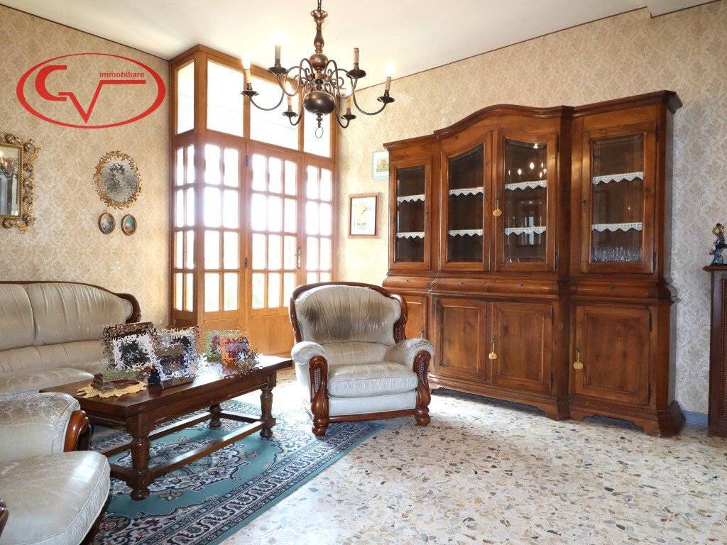 Appartamento a Montevarchi in Via Fratelli Cervi - Foto 5