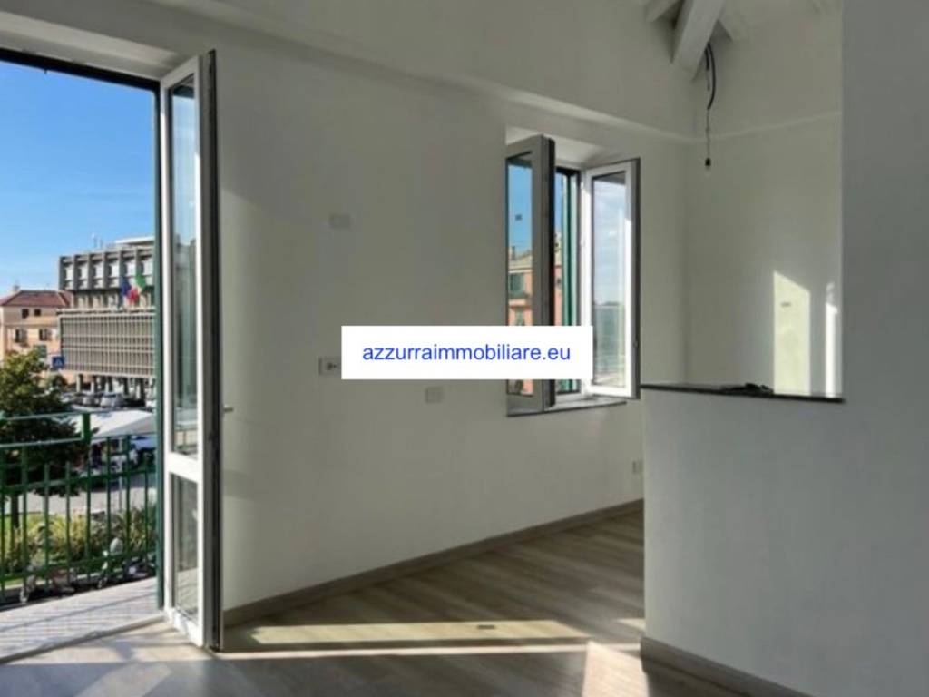Appartamento a Varazze in Via Claudio Baglietto - Foto 2