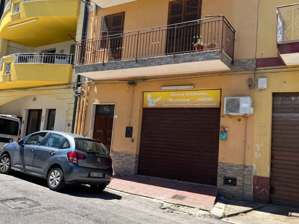 Appartamento a Carini in Via Sant'Anna - Foto 2
