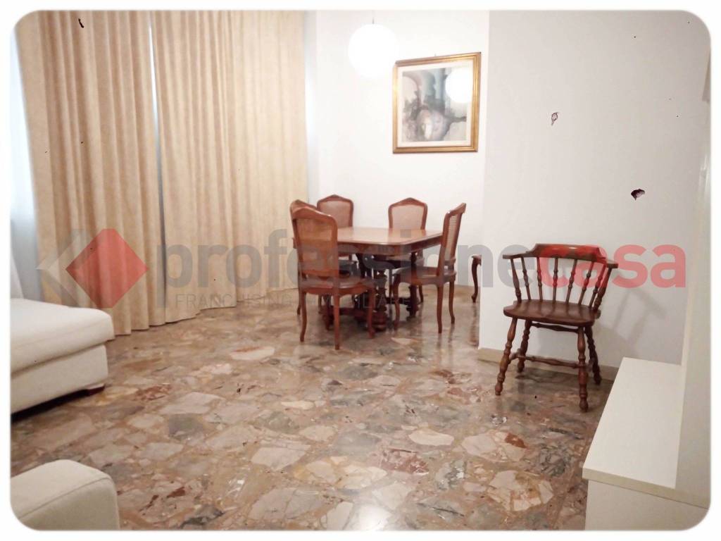 Appartamento a Livorno in Via Conte Luigi Cadorna - Foto 2