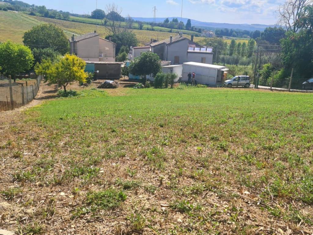 Terreno a Osimo in Via della Villa - Foto 3