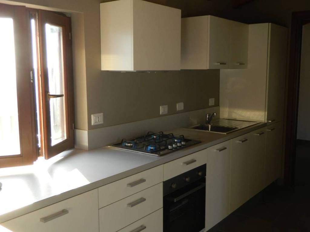 Appartamento a Leggiuno - Foto 4
