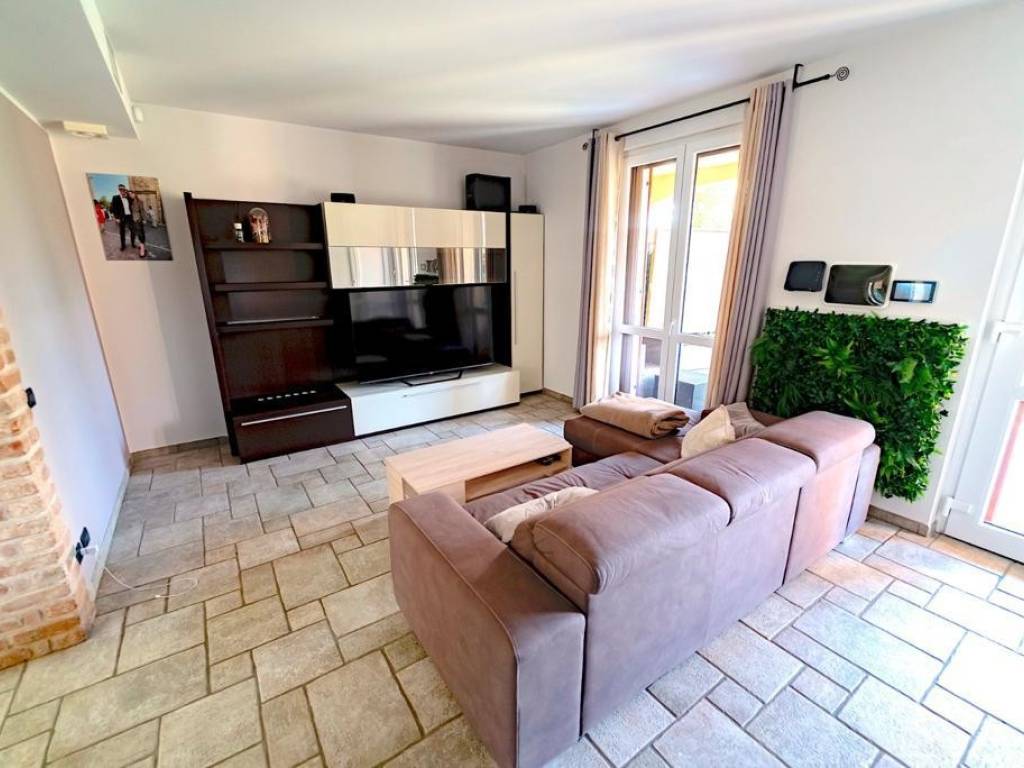 Villa a Peschiera del garda in Via Luigi Gonzaga, 4 - Foto 4