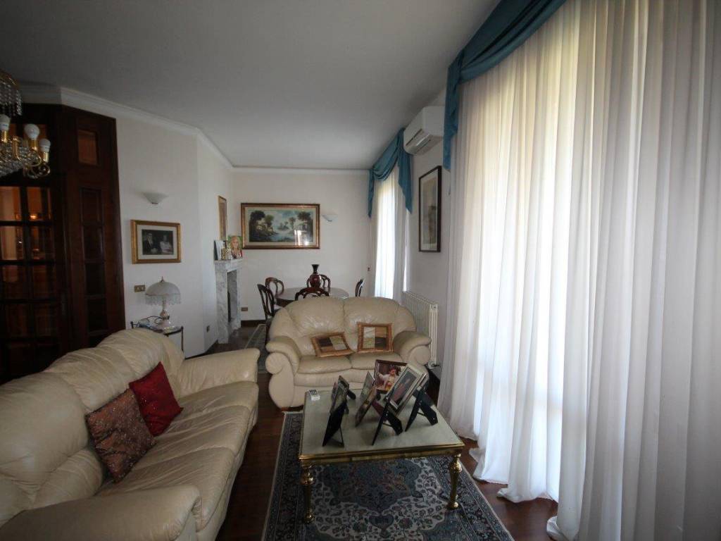 Appartamento a Civitanova marche in Strada Castelletta, 74 - Foto 2