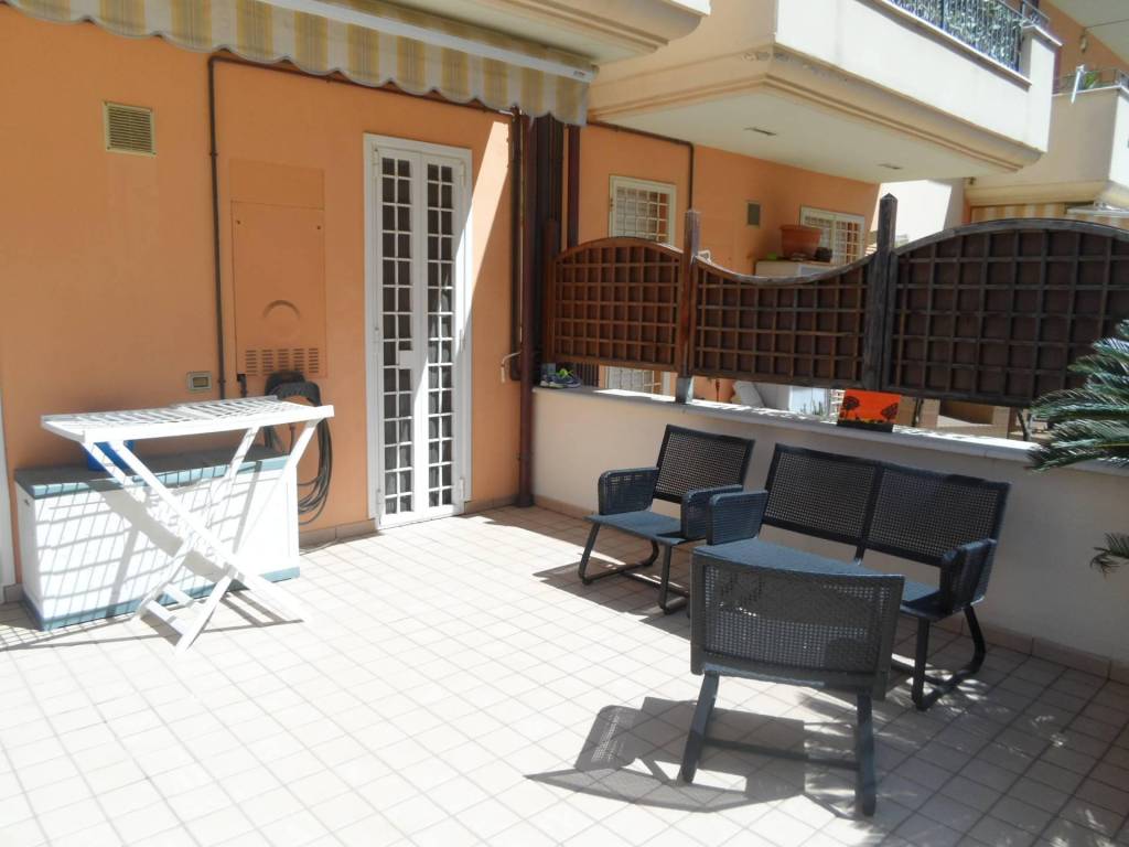 Appartamento a Alba adriatica in Lungomari Marconi - Foto 4