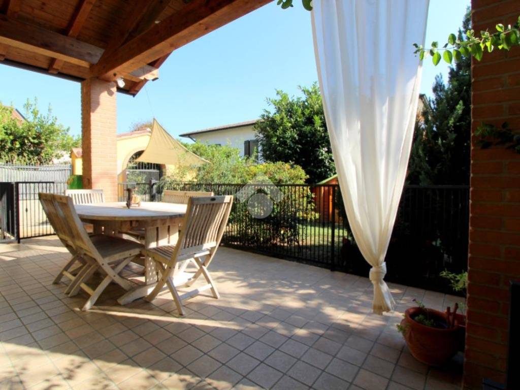 Villa a Abbadia cerreto in Via ronchi, 24 - Foto 3