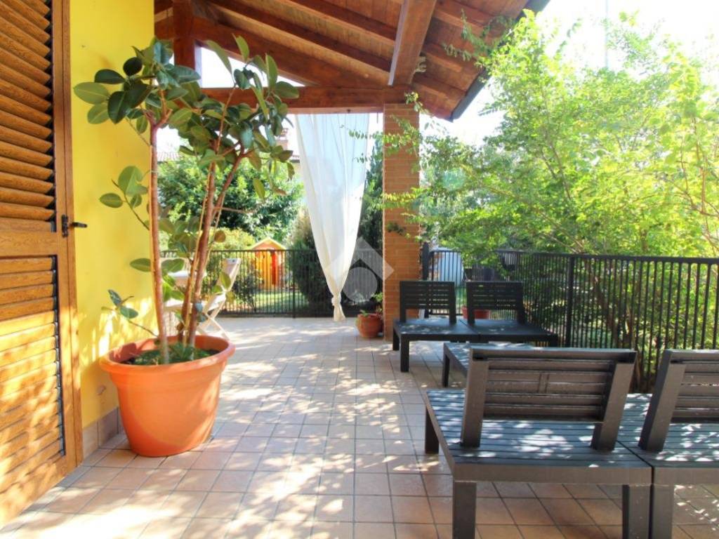 Villa a Abbadia cerreto in Via ronchi, 24 - Foto 5