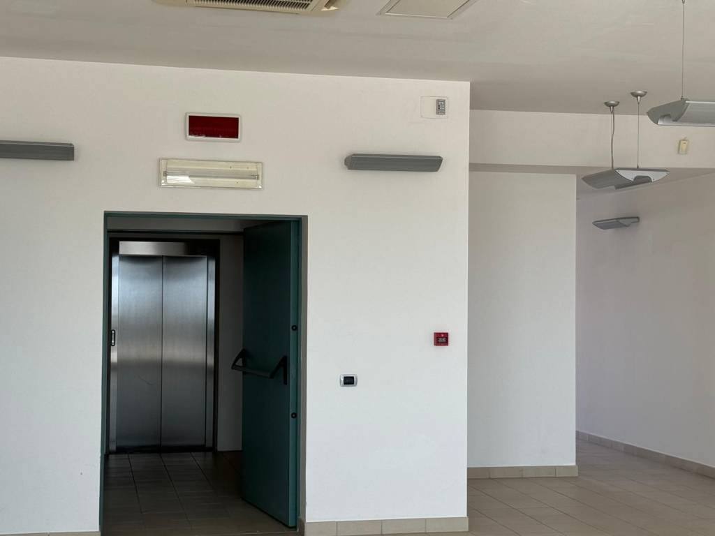 Immobile a Cagliari in Viale Monastir - Foto 3