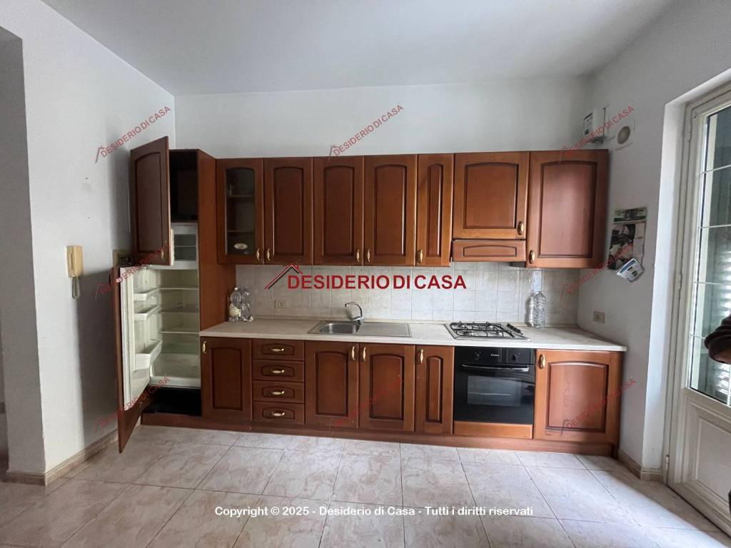 Appartamento a Campofelice di roccella in Via Roma - Foto 2