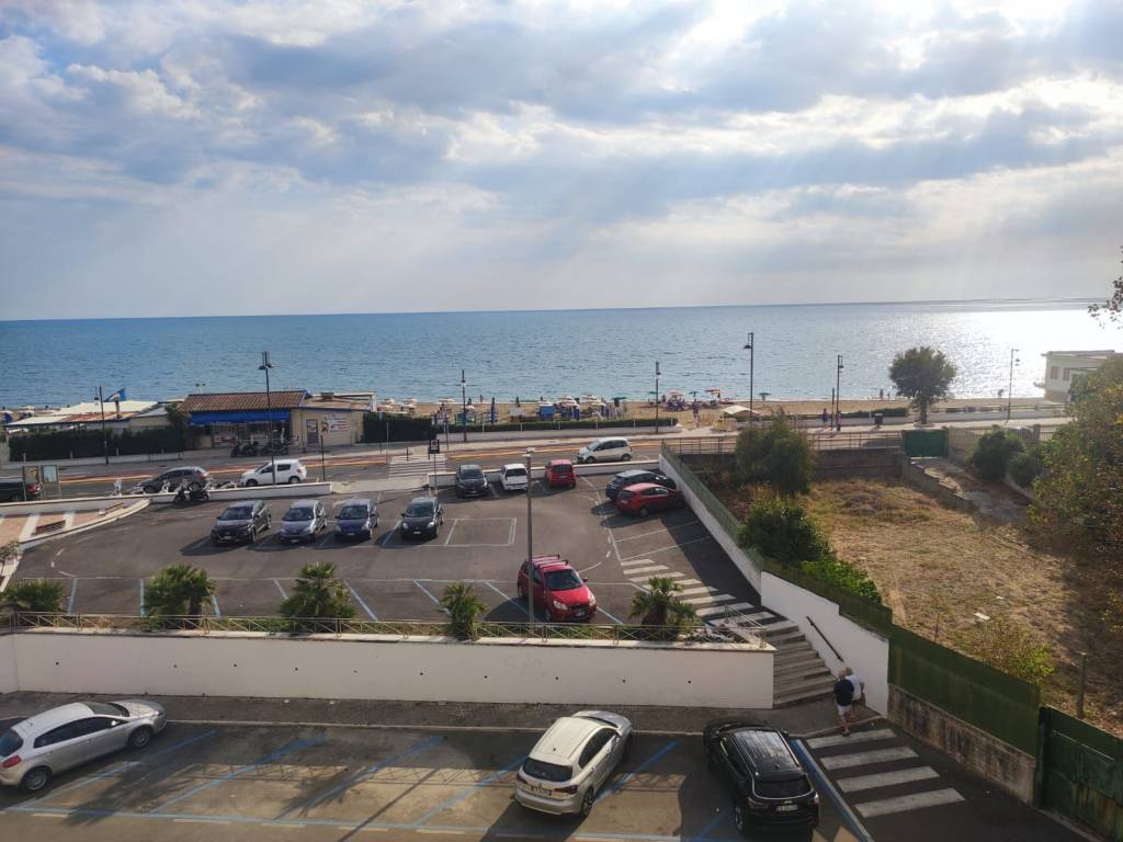 Villa a Minturno in Via Lungomare, 42 - Foto 3