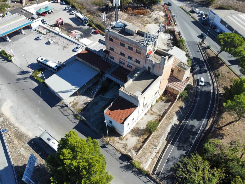 Palazzo / stabile a Matera in Contrada Quartarella - Foto 3