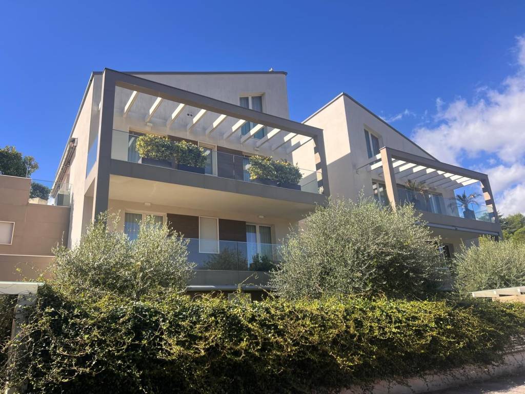 Appartamento a Riccione in Viale Maurizio Bufalini, 6 - Foto 3