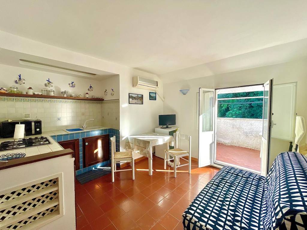 Appartamento a San felice circeo in Via Roma - Foto 2