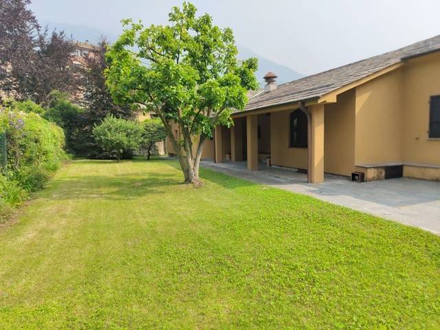 Villa a Morbegno in Via Ambrogio Caccia Domignoni, 32 - Foto 3