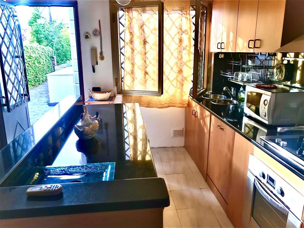 Casa indipendente a Pietrasanta in Via Concordia, 71 - Foto 2