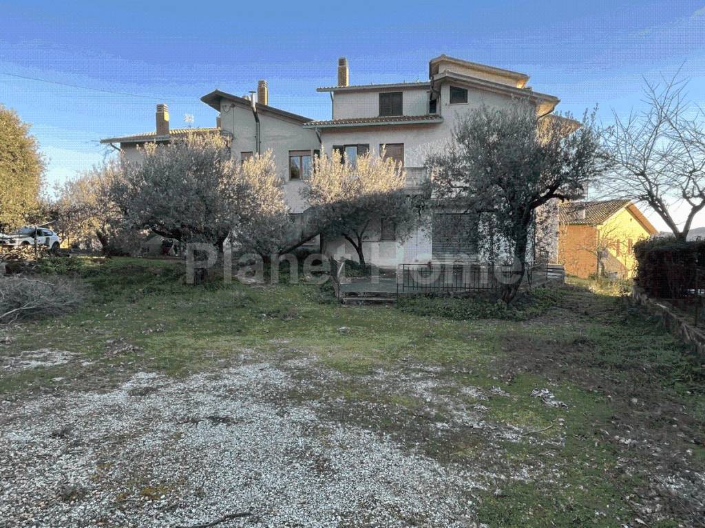 Appartamento a Amelia in Strada di Macchie - Foto 2