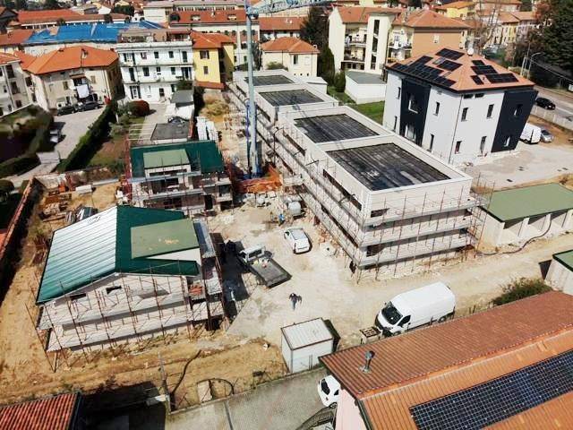 Villa a Cislago in Via Cesare Battisti - Foto 4