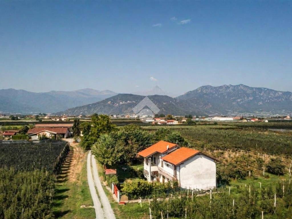 Casa indipendente a Revello in Via Nitte, 14 - Foto 3