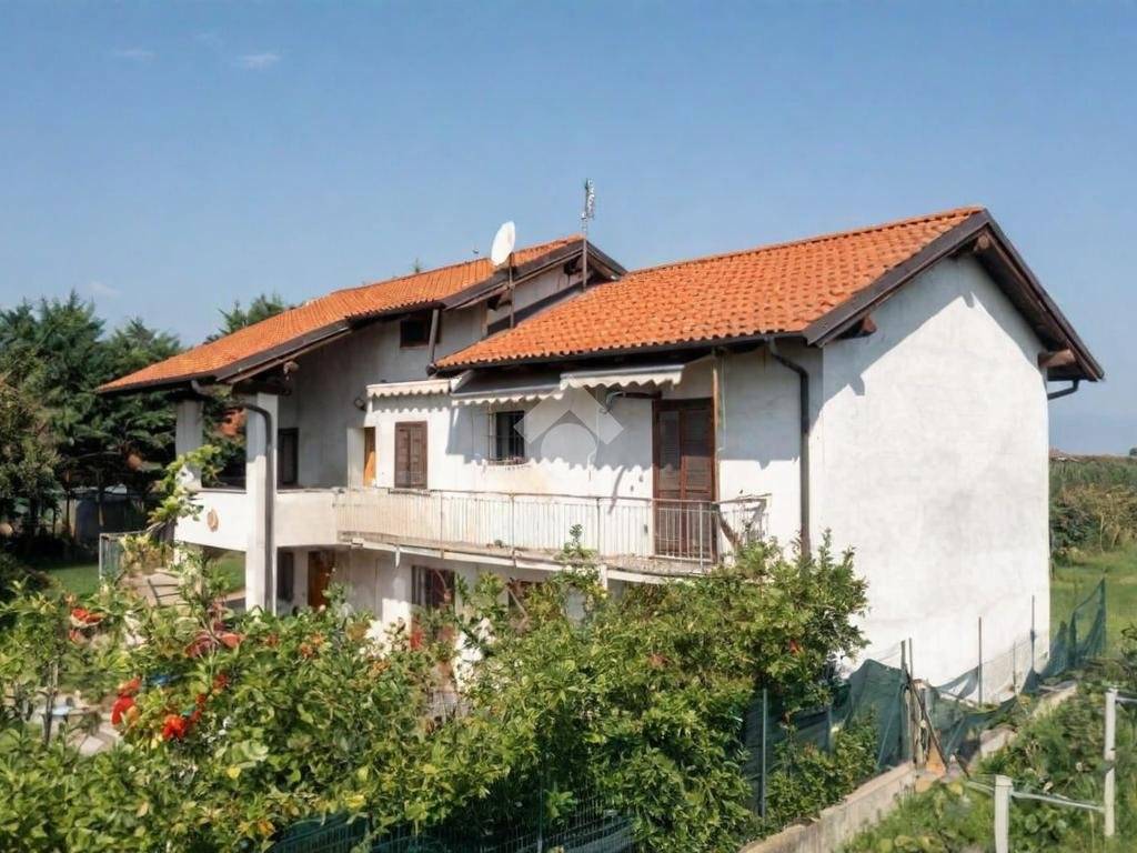 Casa indipendente a Revello in Via Nitte, 14 - Foto 5