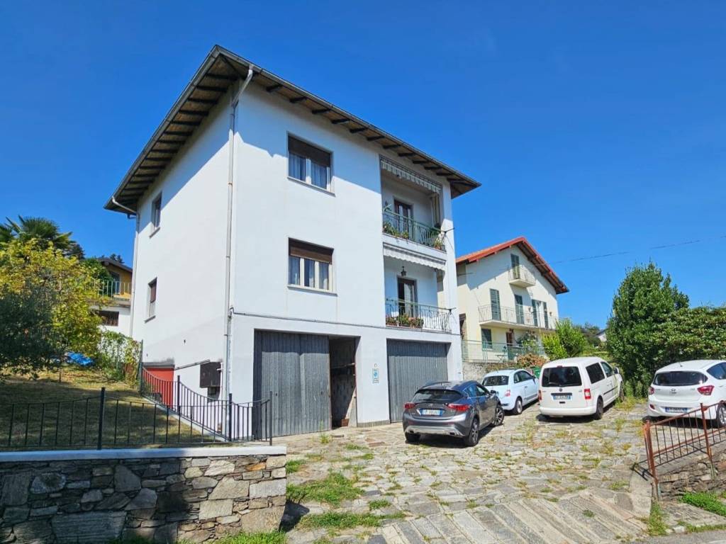 Appartamento a Verbania in Via Luigi Zappelli - Foto 2