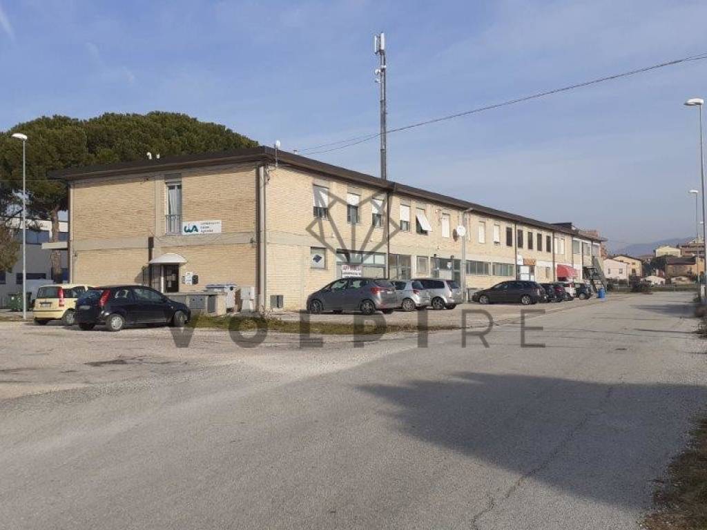 Immobile a Bastia umbra in Via del Commercio, 19 - Foto 2