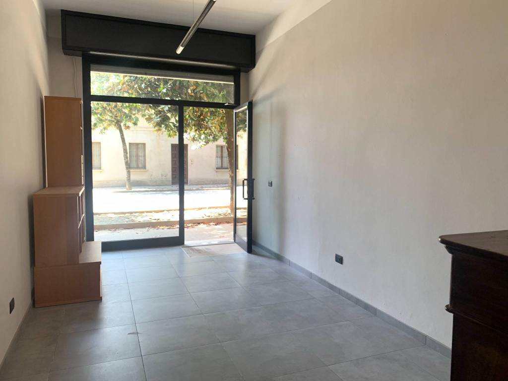 Immobile a Sesto ed uniti in Viale Giacomo Matteotti, 3 - Foto 4