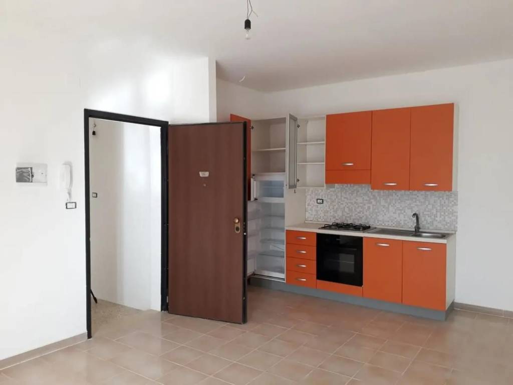 Appartamento a Ugento in Via Dea Minerva, N. 18 - Foto 2