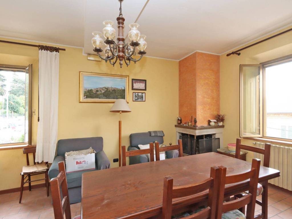 Appartamento a Torrita di siena in Via del Pianello - Foto 5