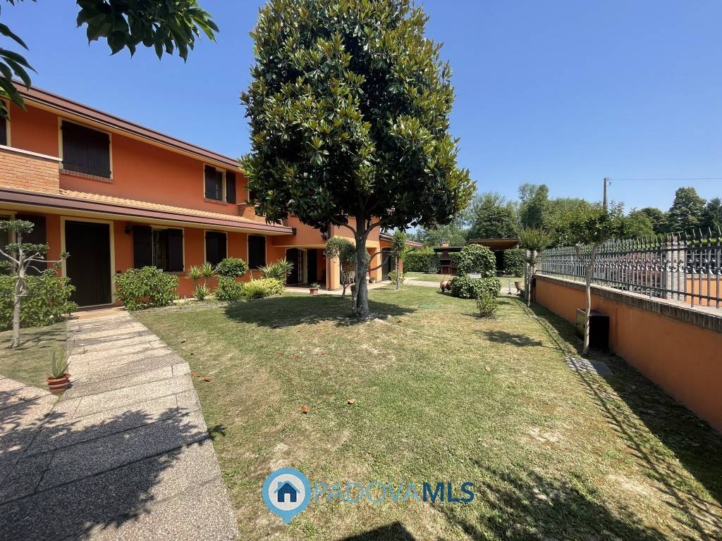 Villa a Noventa padovana in Via Zocco - Foto 4