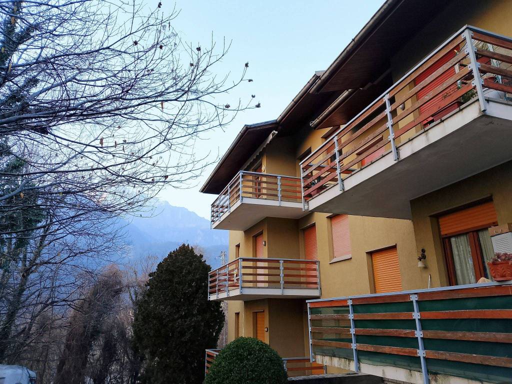 Appartamento a Ballabio in Via della Ratta - Foto 2