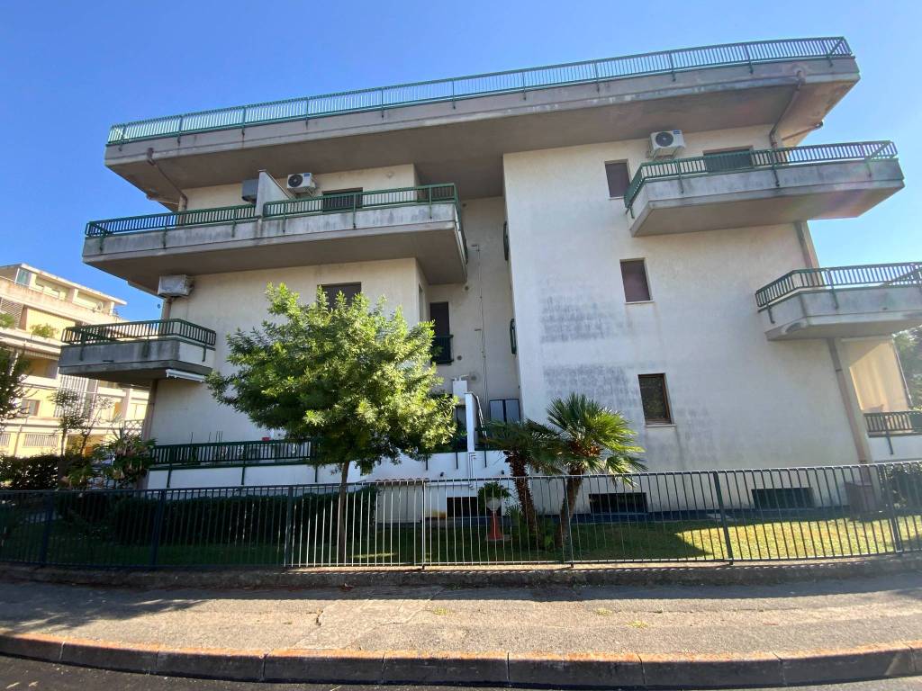 Appartamento a Martinsicuro in Via Gaetano Donizetti - Foto 2