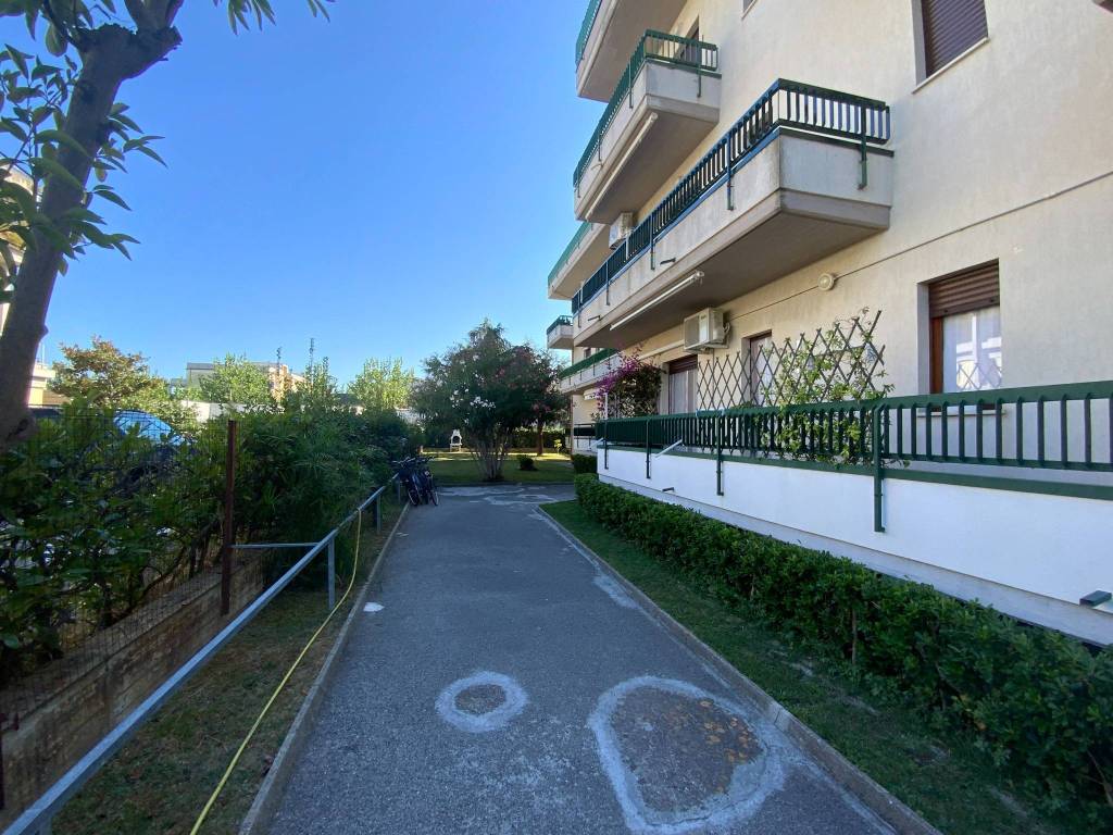 Appartamento a Martinsicuro in Via Gaetano Donizetti - Foto 4