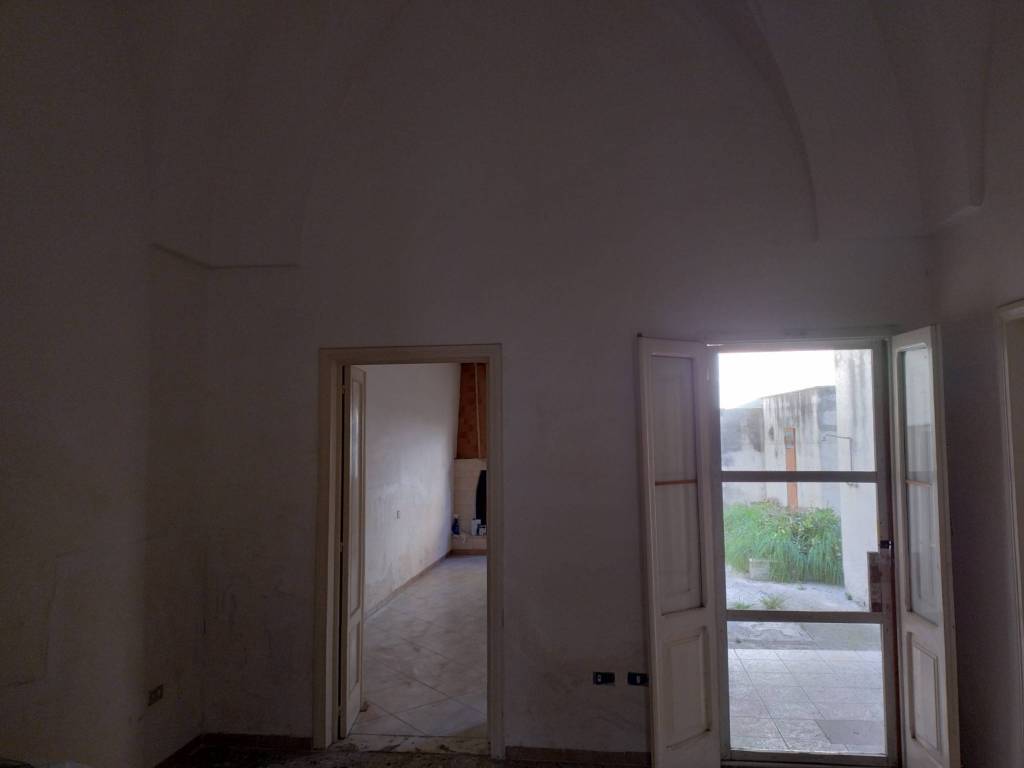 Appartamento a Salice salentino in Via Capitano Innocente, 25 - Foto 5