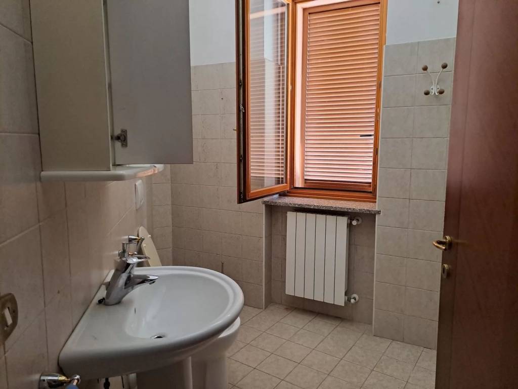 Appartamento a Cermenate in Via Montebello, 101 - Foto 3